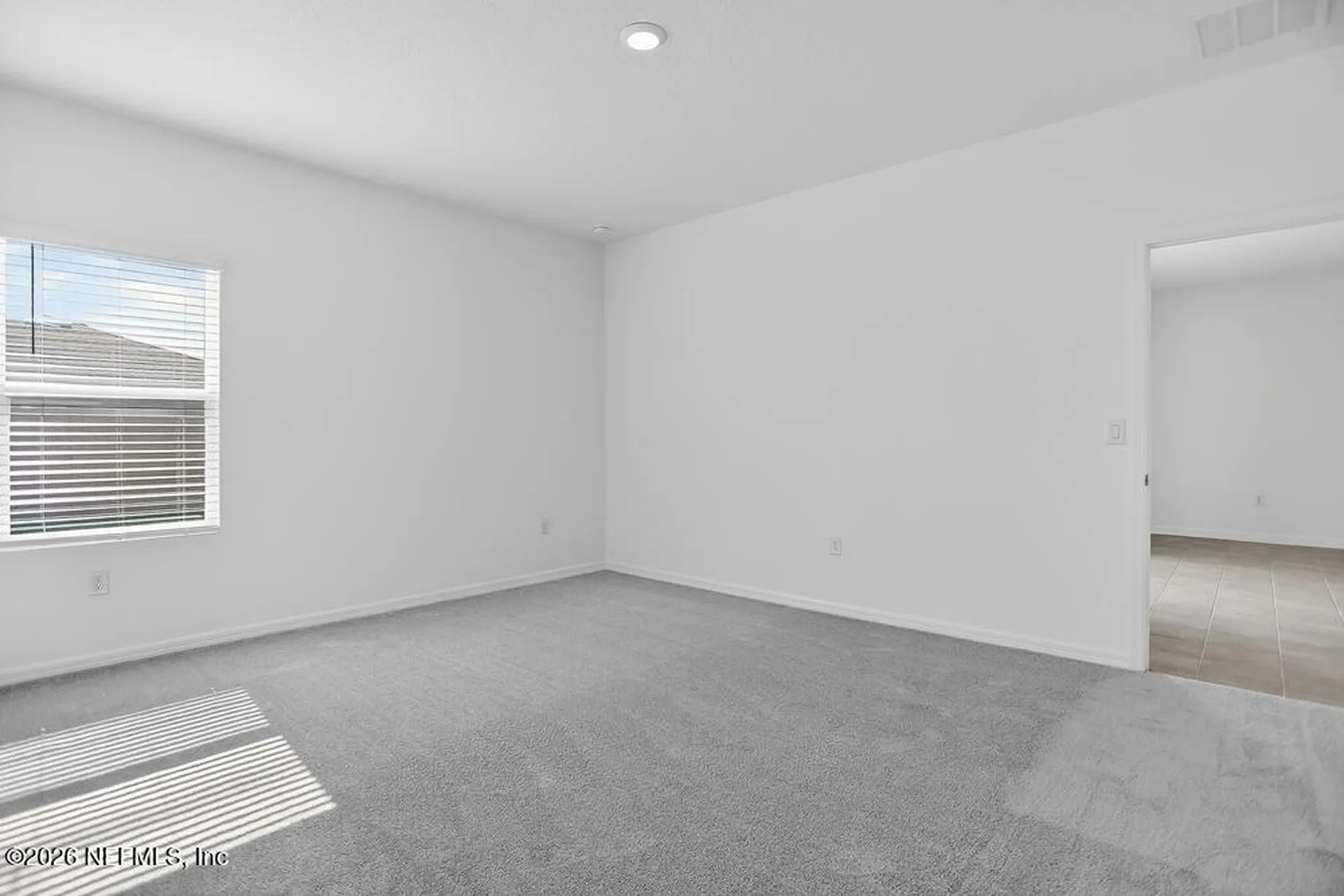 8143 Archibald Terrace Jacksonville FL 32219