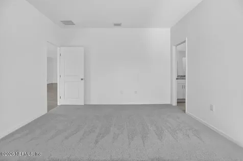8143 Archibald Terrace Jacksonville FL 32219