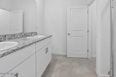 8143 Archibald Terrace Jacksonville FL 32219