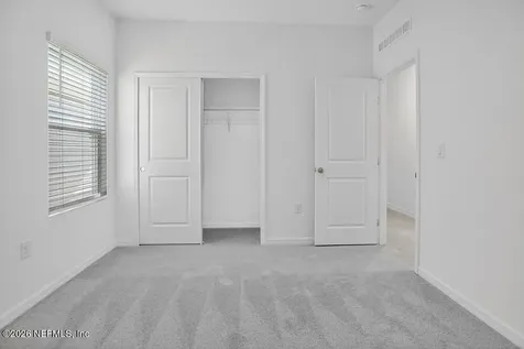 8143 Archibald Terrace Jacksonville FL 32219