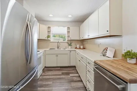 9 San Pablo Circle S Jacksonville Beach FL 32250