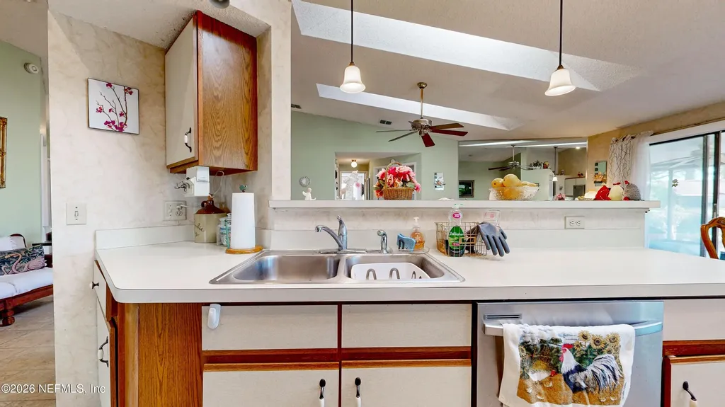 2818 Moorsfield Lane Jacksonville FL 32225