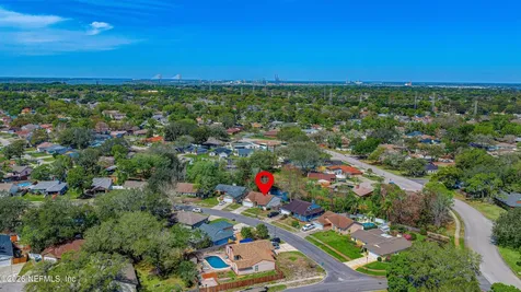 2818 Moorsfield Lane Jacksonville FL 32225