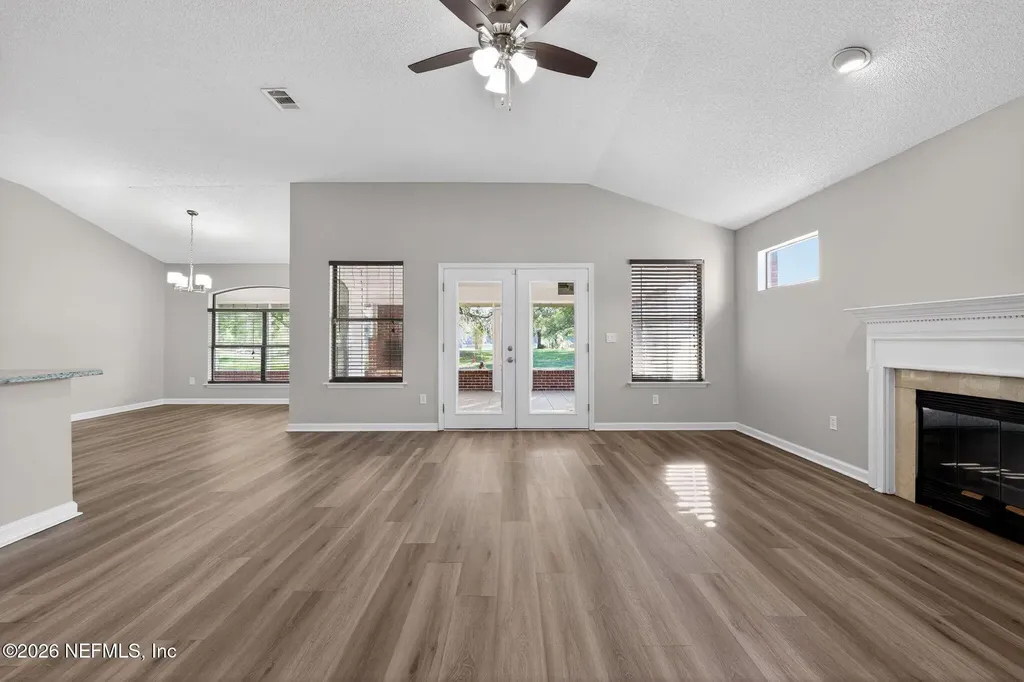 12549 Lochloosa Lane Jacksonville FL 32218