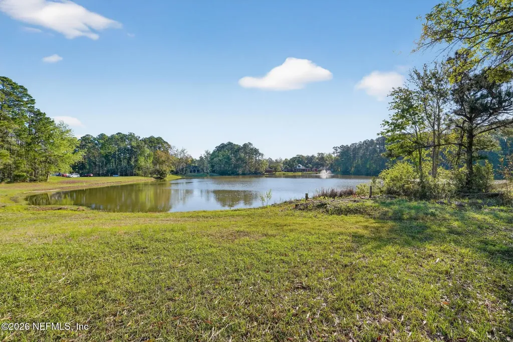 12549 Lochloosa Lane Jacksonville FL 32218