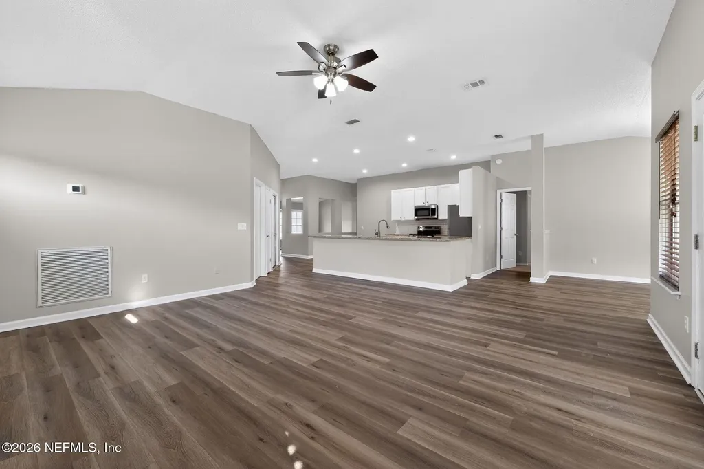 12549 Lochloosa Lane Jacksonville FL 32218
