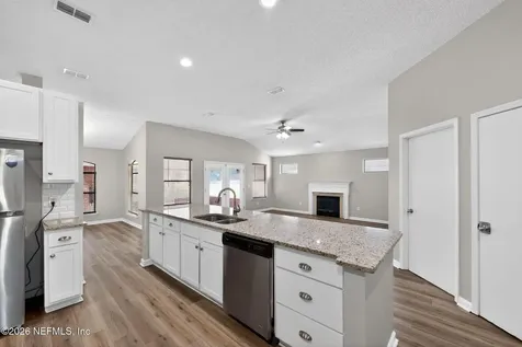 12549 Lochloosa Lane Jacksonville FL 32218