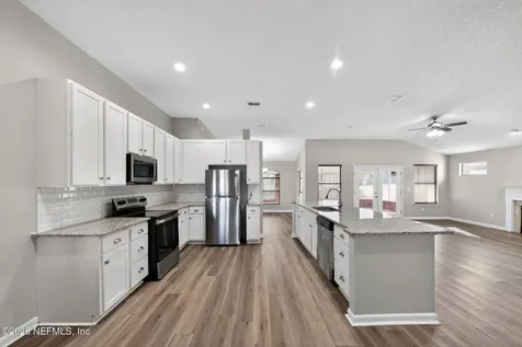 12549 Lochloosa Lane Jacksonville FL 32218