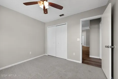 12549 Lochloosa Lane Jacksonville FL 32218