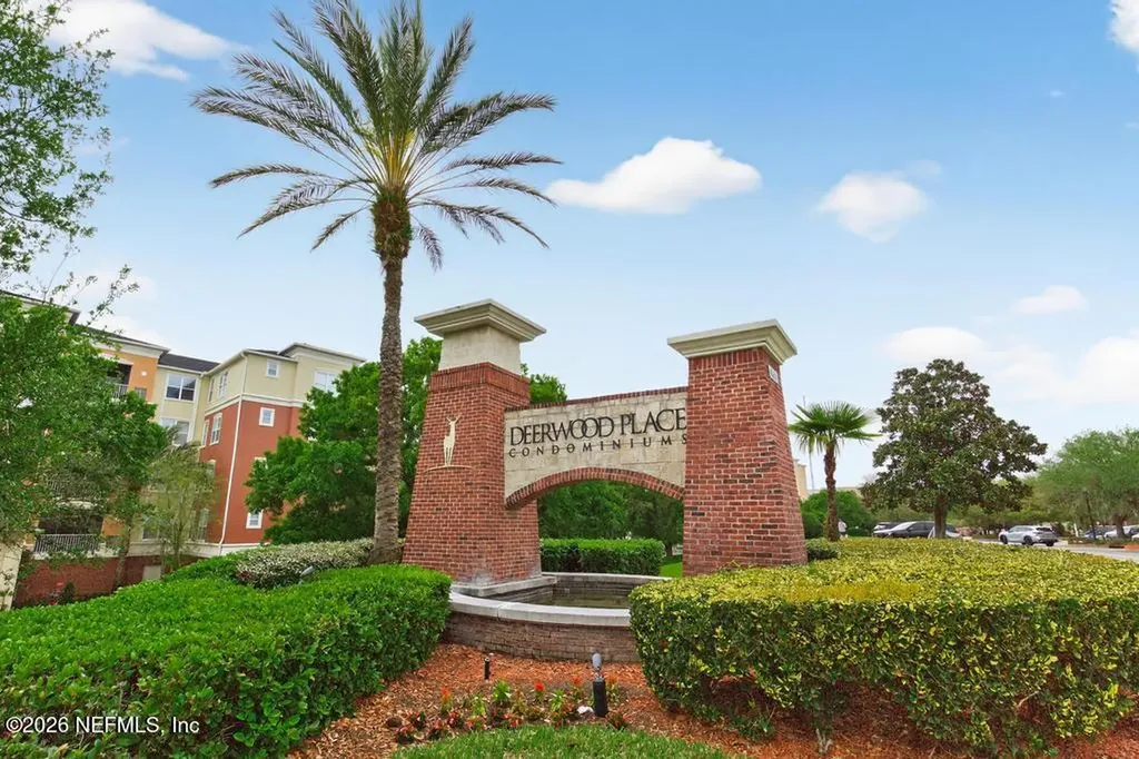 4480 Deerwood Lake Parkway Jacksonville FL 32216