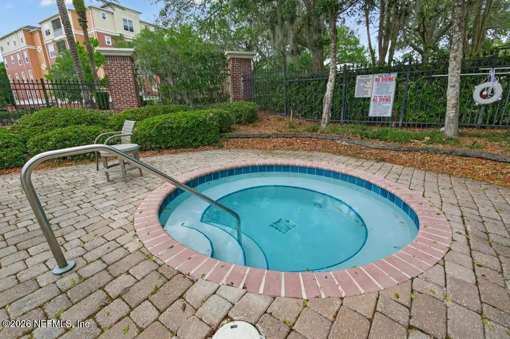 4480 Deerwood Lake Parkway Jacksonville FL 32216