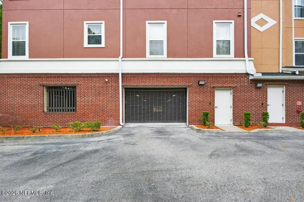 4480 Deerwood Lake Parkway Jacksonville FL 32216