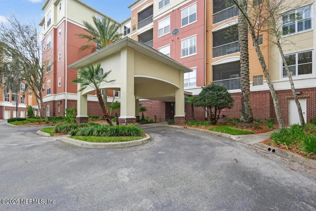 4480 Deerwood Lake Parkway Jacksonville FL 32216