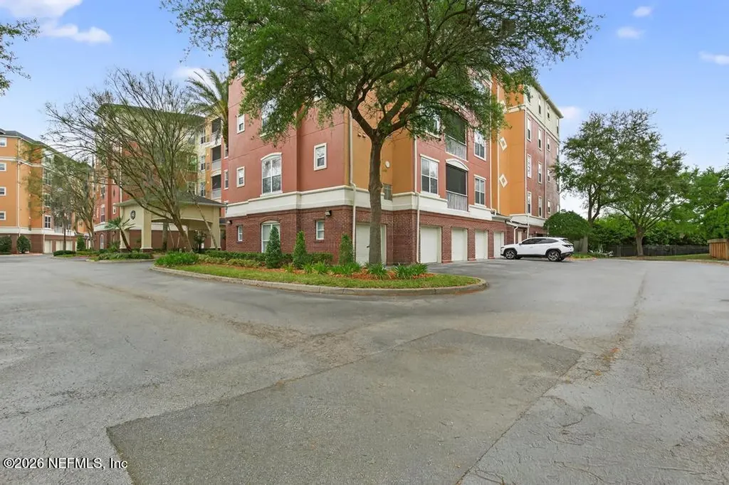 4480 Deerwood Lake Parkway Jacksonville FL 32216
