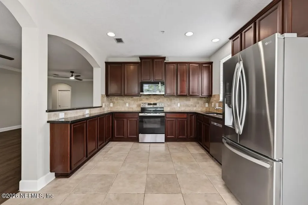 4480 Deerwood Lake Parkway Jacksonville FL 32216