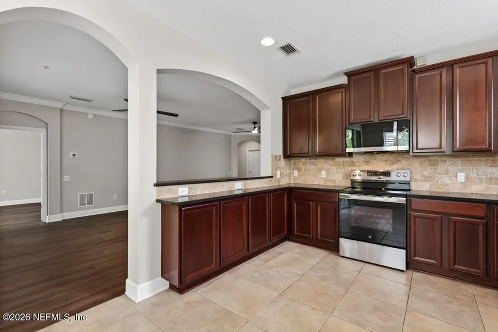 4480 Deerwood Lake Parkway Jacksonville FL 32216