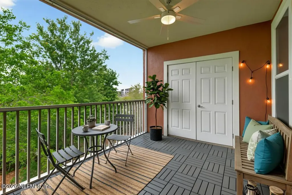 4480 Deerwood Lake Parkway Jacksonville FL 32216