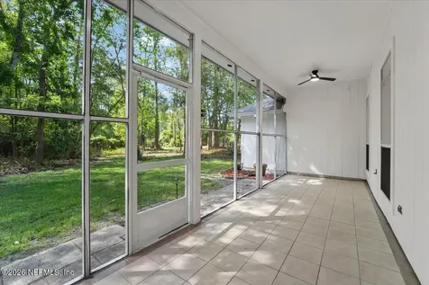 1777 Southpoint Cove Switzerland FL 32259