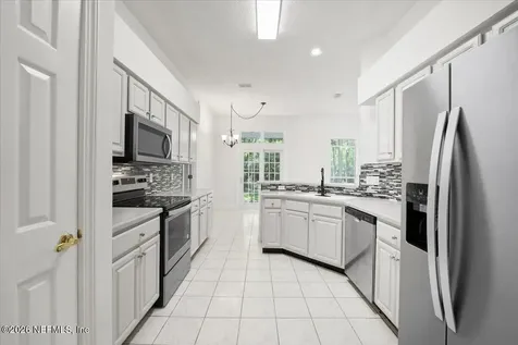 1777 Southpoint Cove Switzerland FL 32259