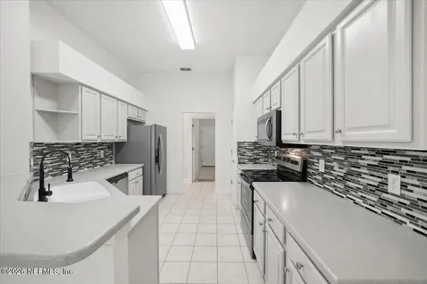 1777 Southpoint Cove Switzerland FL 32259