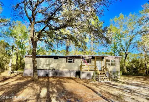 106 Spruce Road Interlachen FL 32148