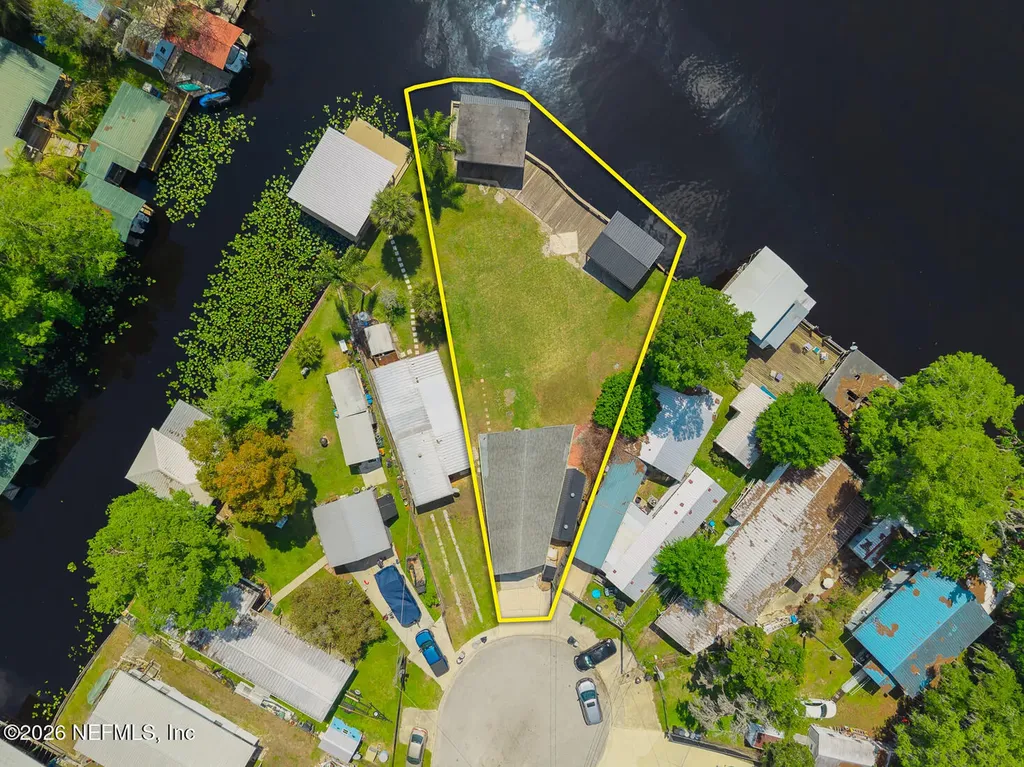 160 Smith Lane Satsuma FL 32189