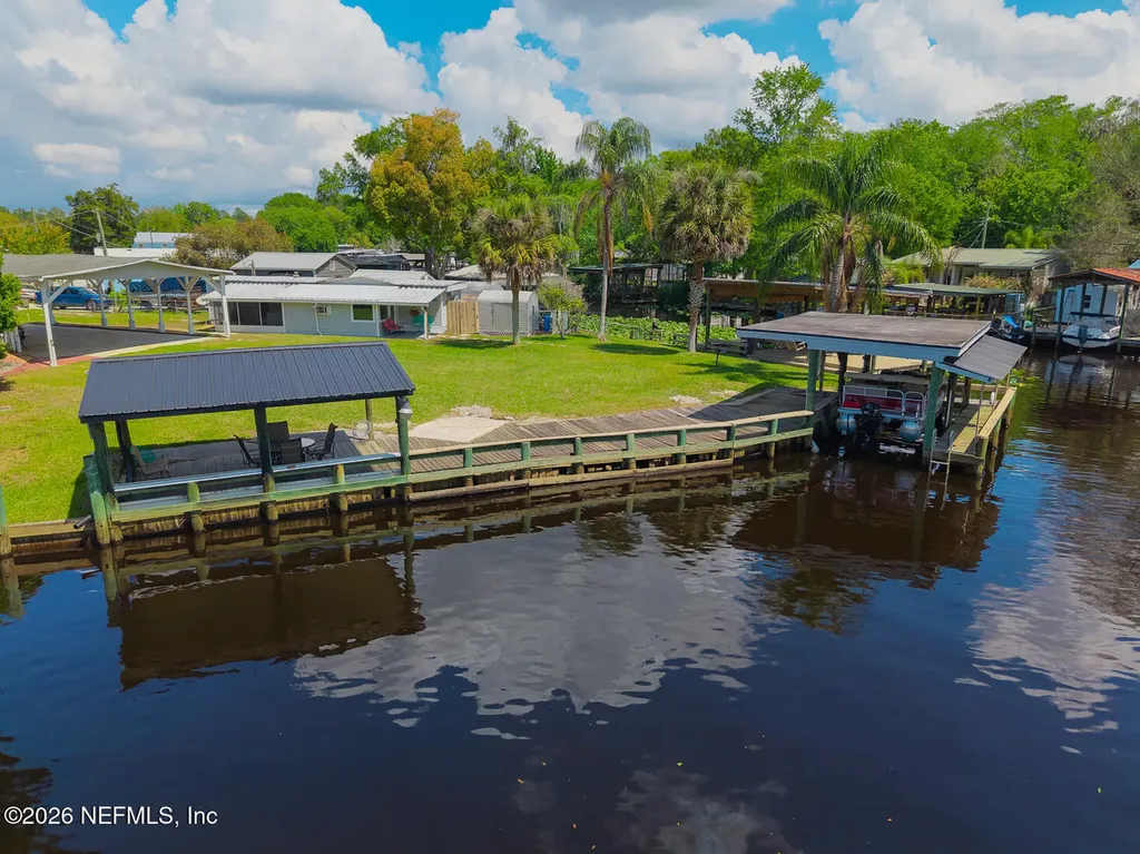 160 Smith Lane Satsuma FL 32189