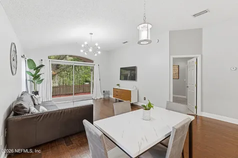 1132 Creeks Ridge Road Jacksonville FL 32225