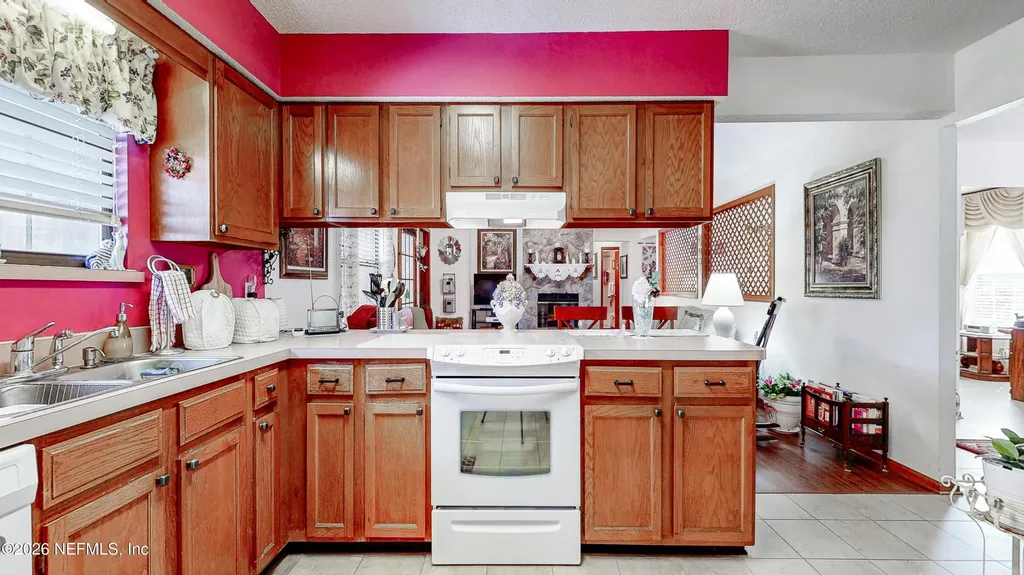 3305 Appleshaw Court Jacksonville FL 32225