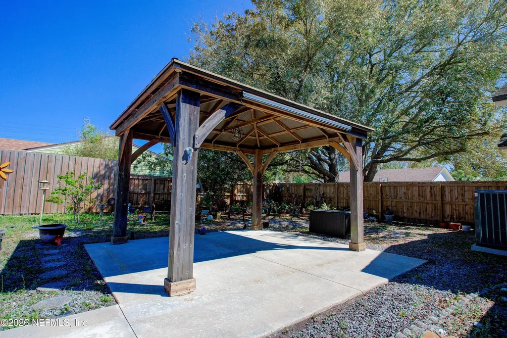 3305 Appleshaw Court Jacksonville FL 32225