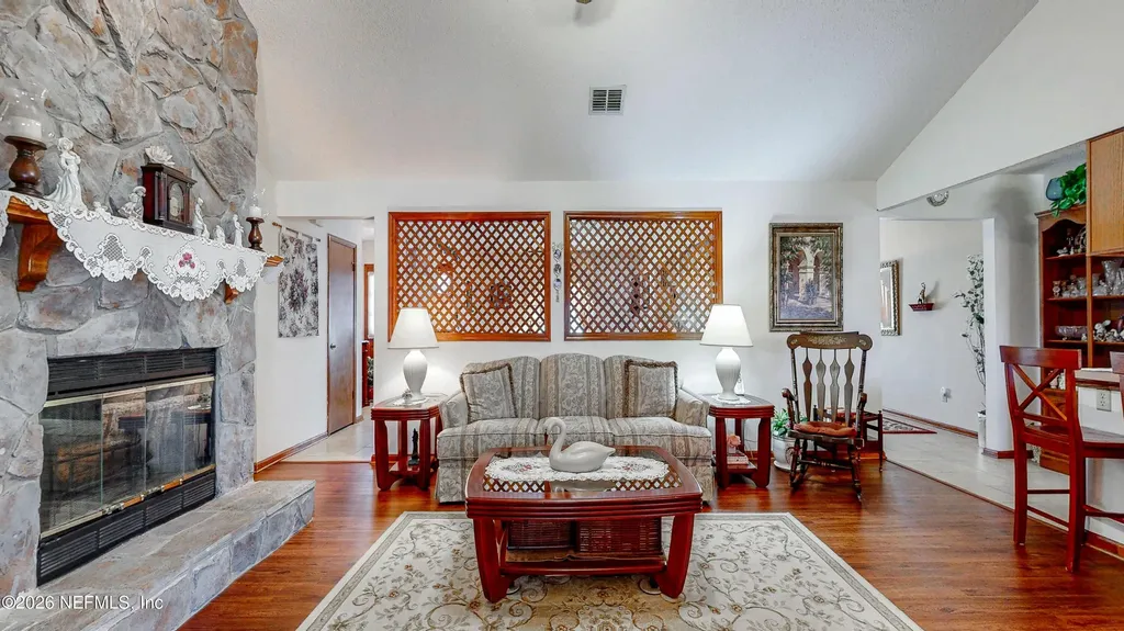 3305 Appleshaw Court Jacksonville FL 32225