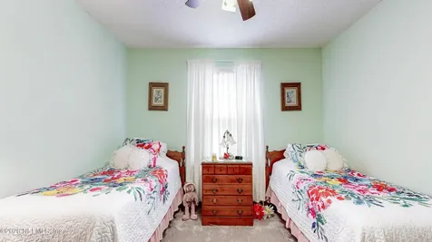 3305 Appleshaw Court Jacksonville FL 32225