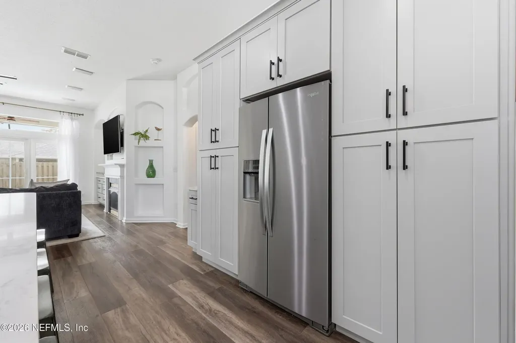 220 W Silverthorn Lane Ponte Vedra FL 32081