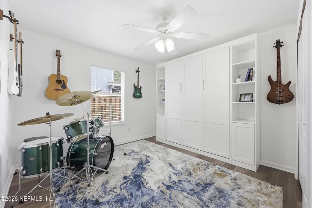 220 W Silverthorn Lane Ponte Vedra FL 32081