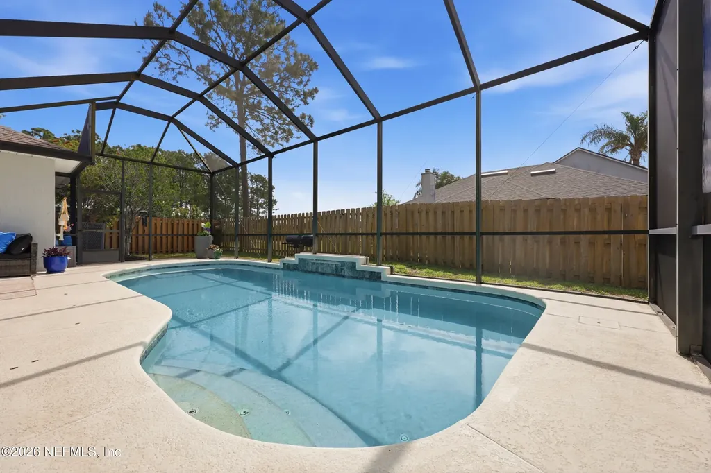 220 W Silverthorn Lane Ponte Vedra FL 32081