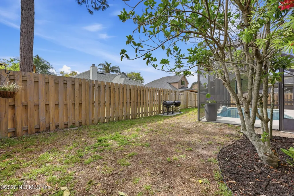 220 W Silverthorn Lane Ponte Vedra FL 32081