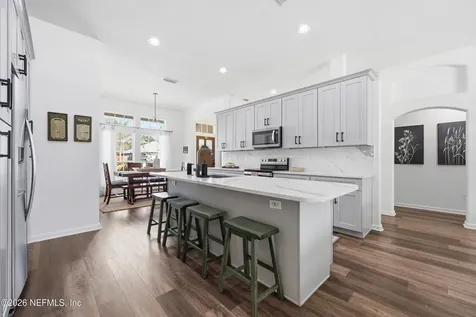 220 W Silverthorn Lane Ponte Vedra FL 32081