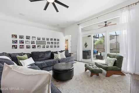 220 W Silverthorn Lane Ponte Vedra FL 32081