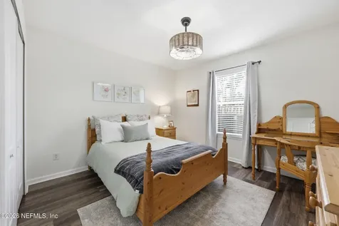 220 W Silverthorn Lane Ponte Vedra FL 32081