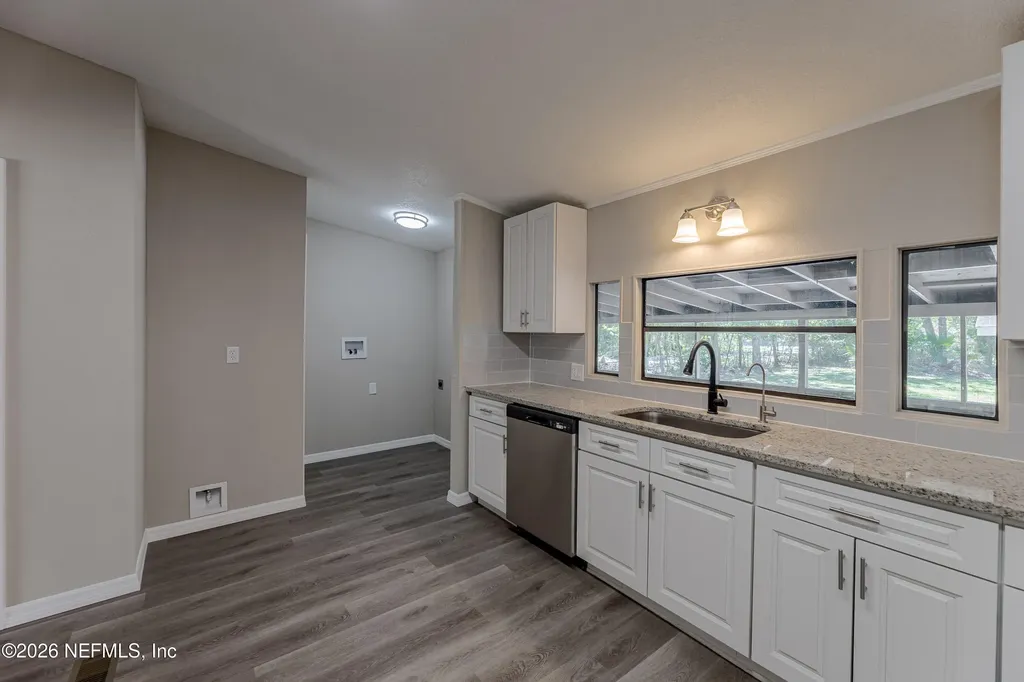 7942 Mulhall Drive Jacksonville FL 32216