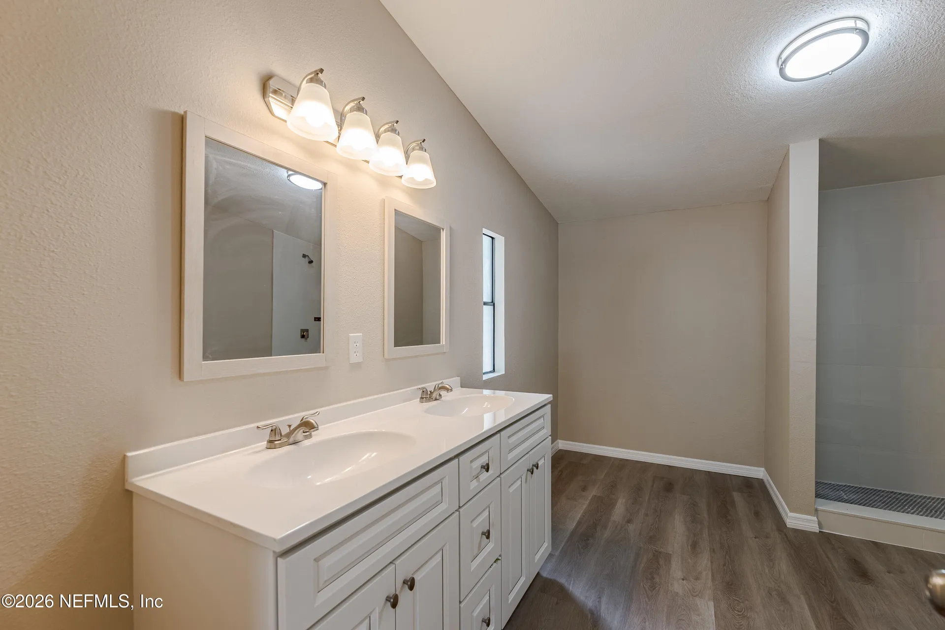 7942 Mulhall Drive Jacksonville FL 32216