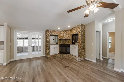 7942 Mulhall Drive Jacksonville FL 32216