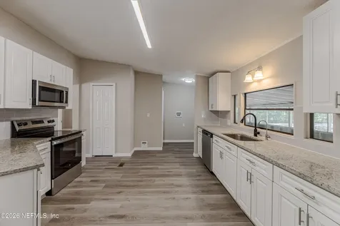 7942 Mulhall Drive Jacksonville FL 32216