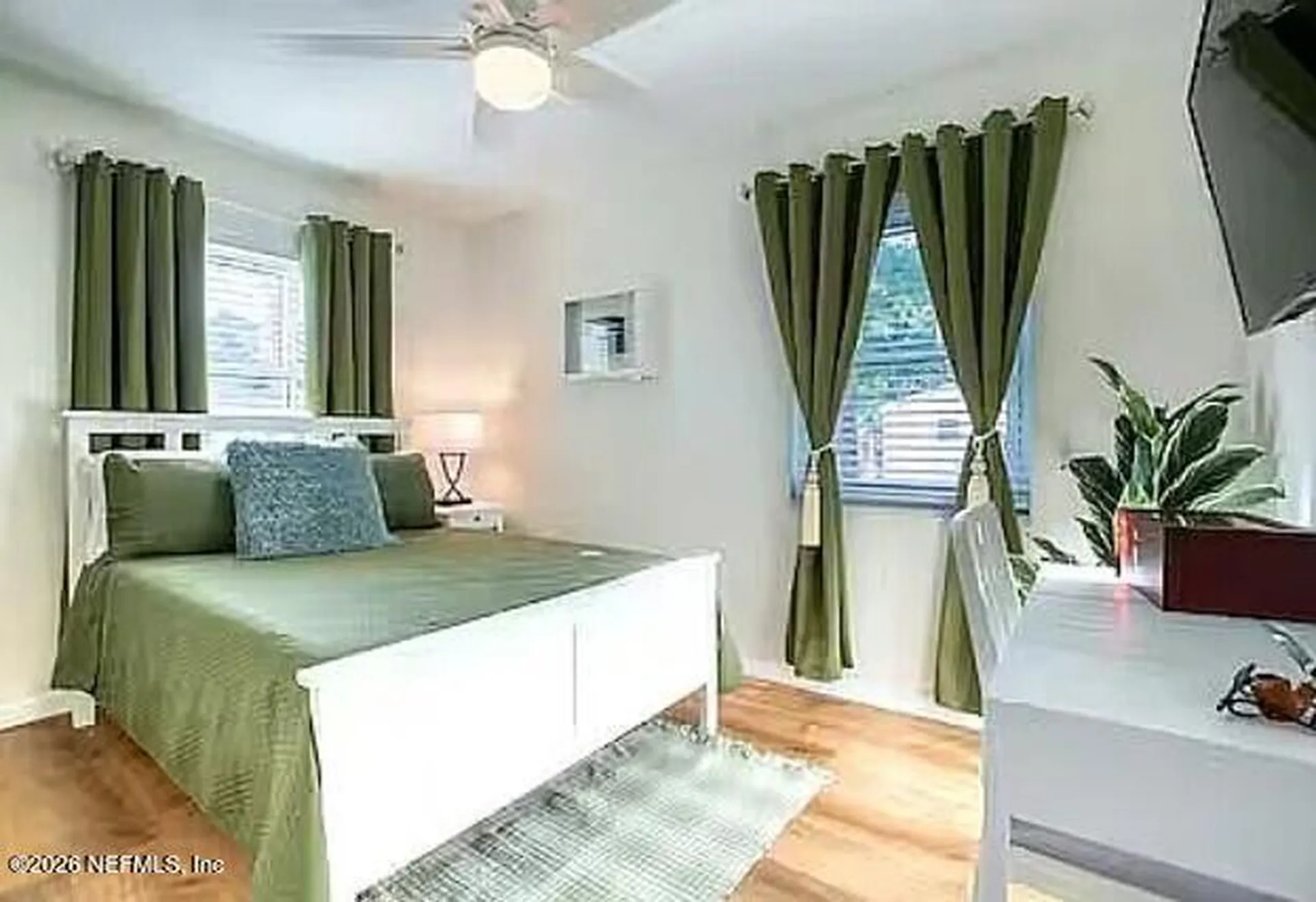 3909 W Tyson Avenue Tampa FL 33611