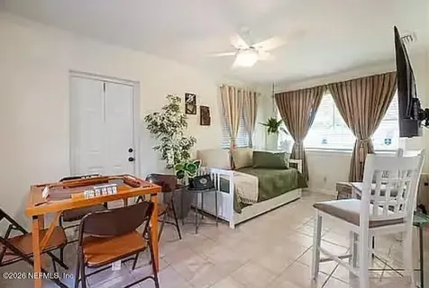 3909 W Tyson Avenue Tampa FL 33611