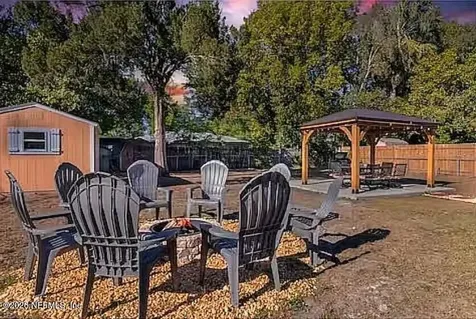 3909 W Tyson Avenue Tampa FL 33611