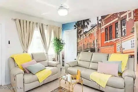 3909 W Tyson Avenue Tampa FL 33611