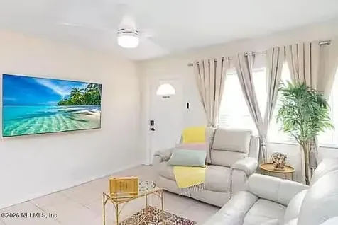 3909 W Tyson Avenue Tampa FL 33611