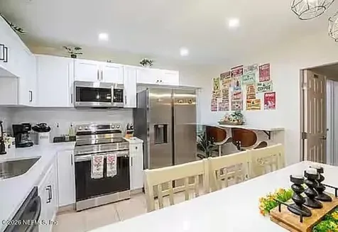 3909 W Tyson Avenue Tampa FL 33611