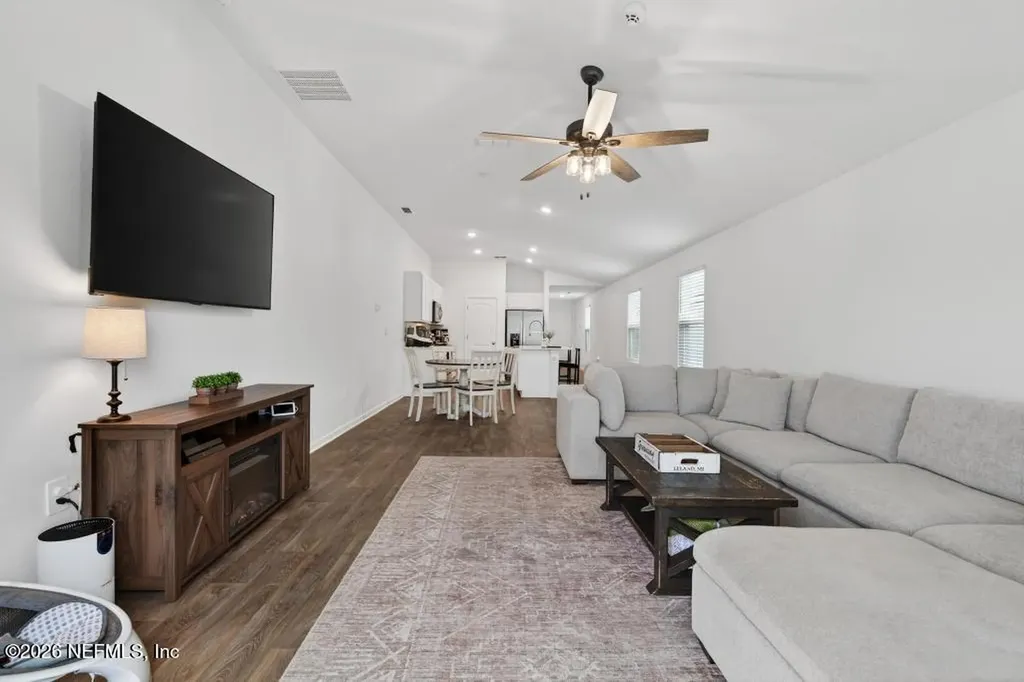 2500 Falling Star Lane Green Cove Springs FL 32043